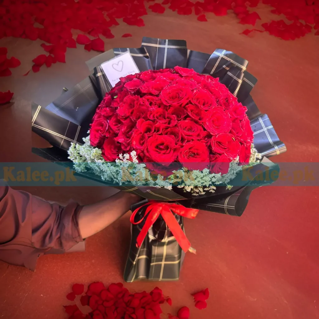 Decent Style Fresh & Real 150 Red Roses Bouquet | Kalee کلی